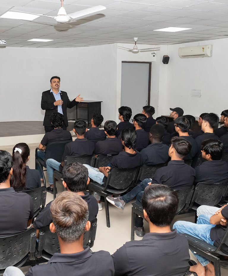 RK_University_Top_University_In_Rajkot_Gujarat_India.jpg